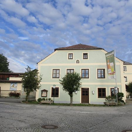 Brauereigasthof Zur Post Eschlkam Dış mekan fotoğraf